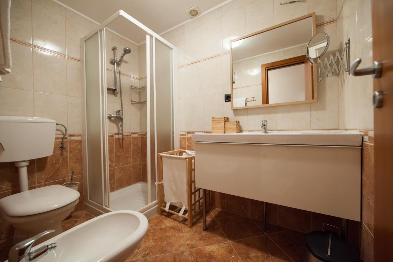 Accommodation Triton Lastovo Esterno foto